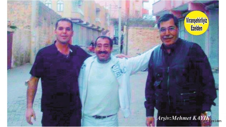 Viranşehir’de Hayatı Boyunca Gazetecilik yapmış, Usta Gazeteci Merhum Eyyüp Seyrek, Oğlu Gazeteci Turan Seyrek ve Maliyeden Emekli Memur Hacı Abdulkadir Çiçek