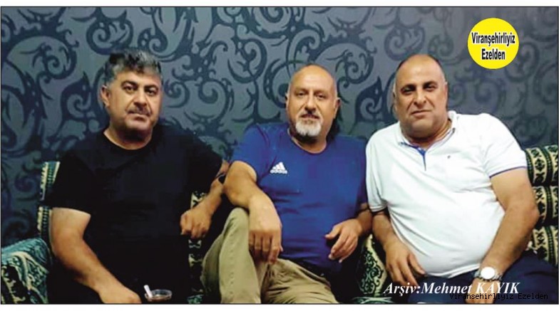  Viranşehir’de İlçe Nüfus Müdürlüğünde yıllarca Görev yapmış, Emekli Nüfus Müdürü Mahmut Nedim Can, Ramazan Kutlu ve Halil Çelik