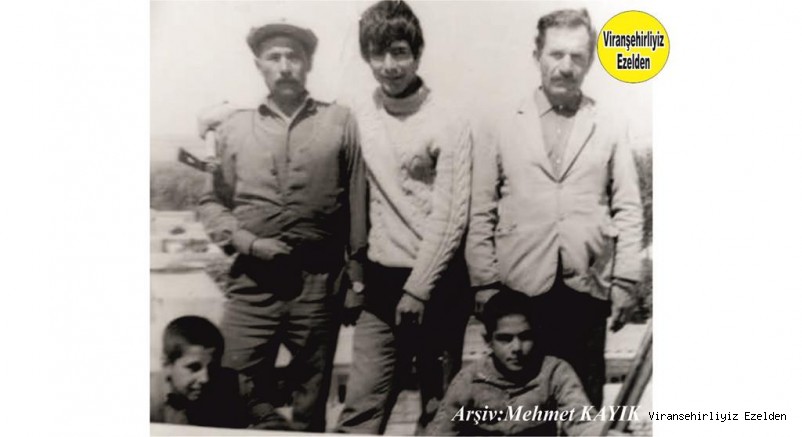 Viranşehir’de İnşaat Sektöründe Soğuk Demircilik Kalıpçılık yapmış, Merhum Cuma Kaçan, Personeli Merhum Hasan Usta ve Bilal Çelikten