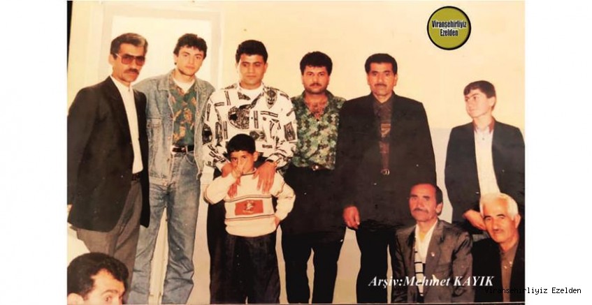 Viranşehir ‘de Malâ Aliyê Bêzâ olarak tanınan, Merhum Abdulkadir Ayaz, Süleyman Ayaz, Aslan Ayaz, Piro Belek , Doğan Keleş ve Şeyhmus Belek