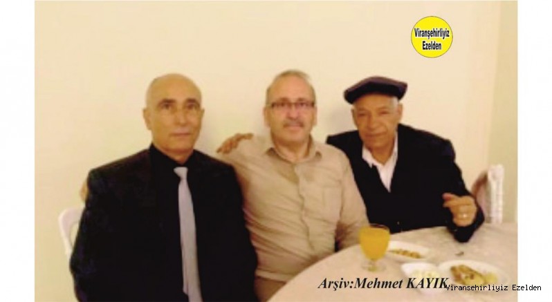 Viranşehir’de Mırra Kahvesinin Piri olarak tanınan Karadayı Lakablı Ahmet Barik, Ömer Sevce ve Mehmet Kayık