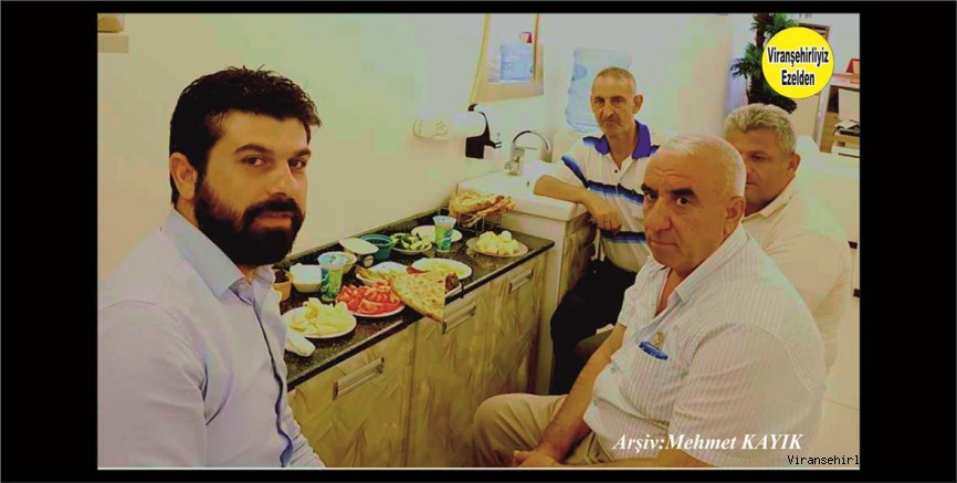 Viranşehir’de Şeyh Baba Olarak Tanınan Sevilen İnsan Merhum Mustafa Durdu, Eyyüp Karakaş, Seydo Aslandağ ve Cuma (Top) Şeyhmusoğlu