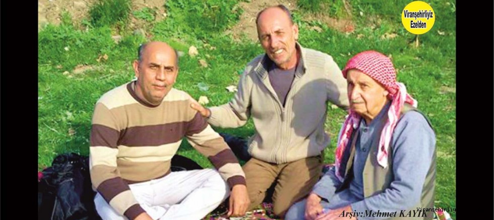 Viranşehir’de Yıllarca Esnaflık Yapmış, Abdurrahman Usta olarak tanınan, Merhum Abdurrahman Yağmur, Oğlu Osman Yağmur ve Hüseyin Yaver