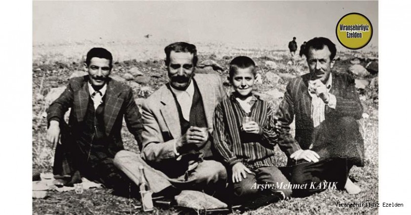 Viranşehir’de Yıllarca Kasaplık Sektöründe Esnaflık yapmış, Merhum Hacı Davut Bayraktar, Merhum Mehmet Koşar, Merhum Hacı Ekmekçi ve Memoş Bayraktar