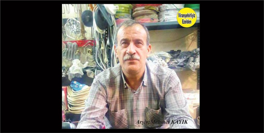Viranşehir Deveciler Pasajında Yıllardan beridir Elektrik Ustası Olarak Hizmet veren Rağıp Doğru