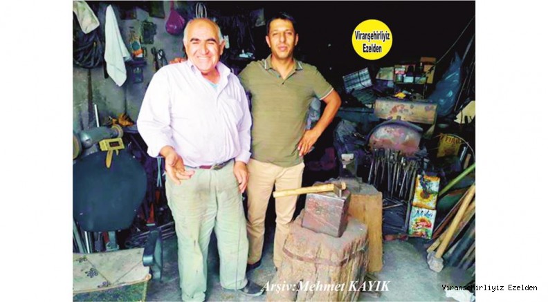 Viranşehir Eski Derik Caddesindeki Usta Demircilerimizden olan Sıraç Dinçer ve Cuma Akmeşe