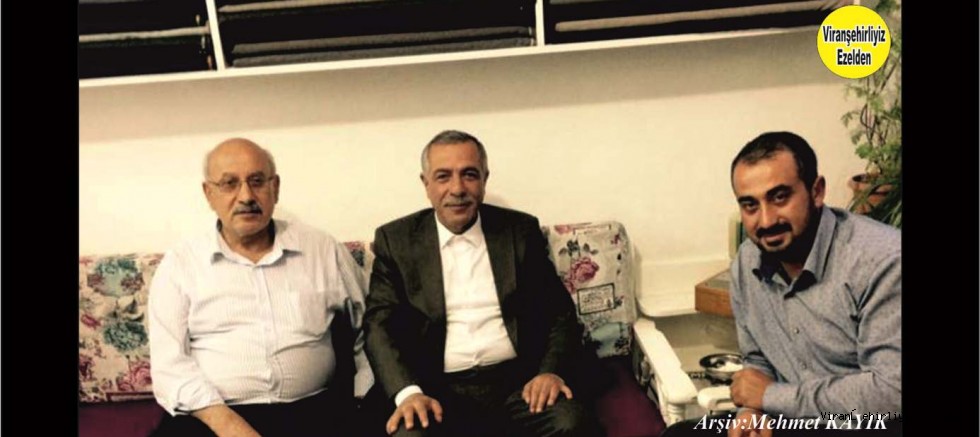 Viranşehir Giyimciler ve Terziler Odası Başkanı Mehmut Yılmaz, Usta Terzi Mahmut Büyükçepik ve Oğlu Hüseyin Büyükçepik