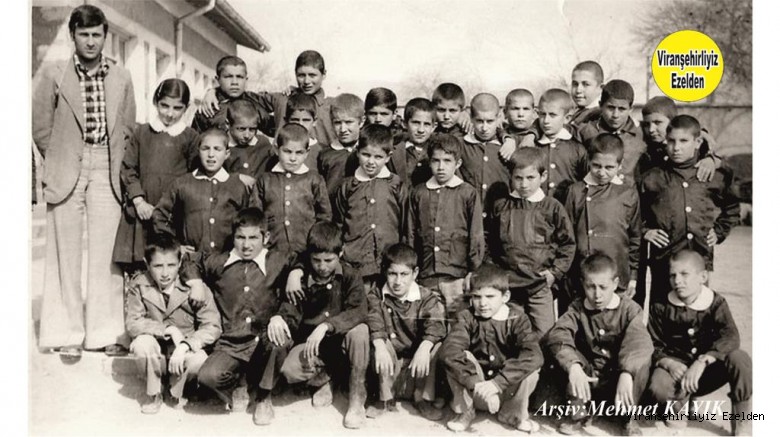 Viranşehir Göl İlkokulu Eski Öğretmenlerinden Kamil Derici, Eski Öğrencilerinden Hamdullah Enez, Mustafa Yaman, Murat Emiroğlu(Belkıran) ve Arkadaşları