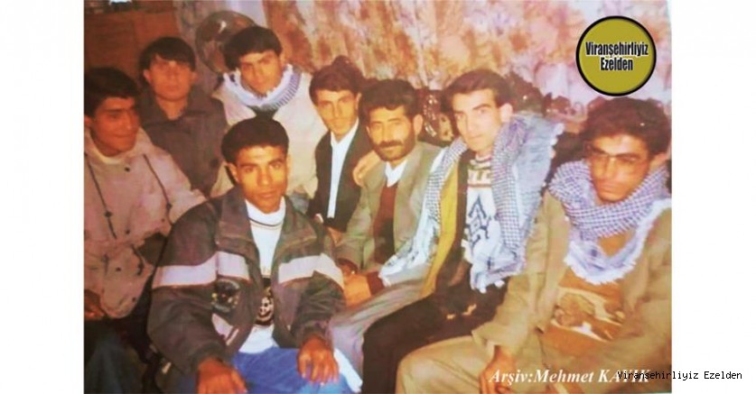 Viranşehir Gölbaşı Mahallesi Geçmiş Dönem Gençlerinden olan, Yılmaz Alay, Mithat Güllü, Ahmet Yorulmaz, Ahmet Turgut ve Arkadaşı