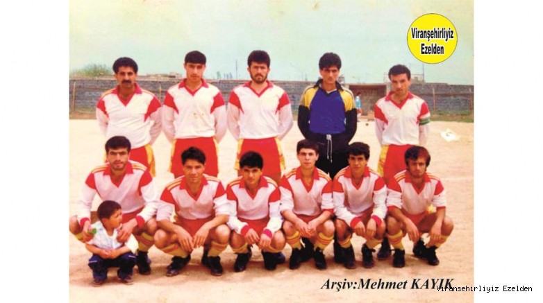 Viranşehir İdmanyurdu Futbol Takımı Sakıp Tiyesti, Nezir Ertem, Mehmet Pelen, Mevlüt Sevim(Kaleci), Ahmet Saçıkırmızı(Kaptan), 