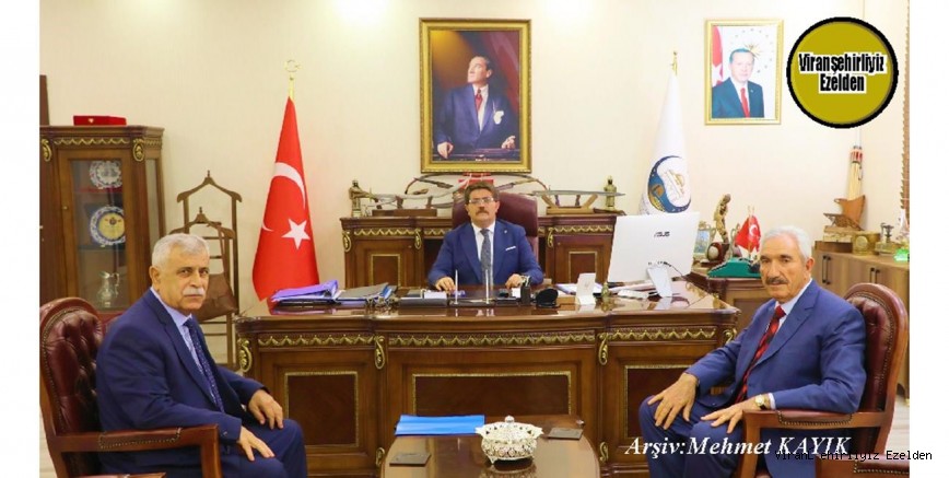 Viranşehir İlçe Milli Eğitim Emekli Müdürü Ömer Sağır, Kaymakamlık Yazı İşleri Emekli Müdürü Mahmut Eren ve Kaymakam Önder Koç