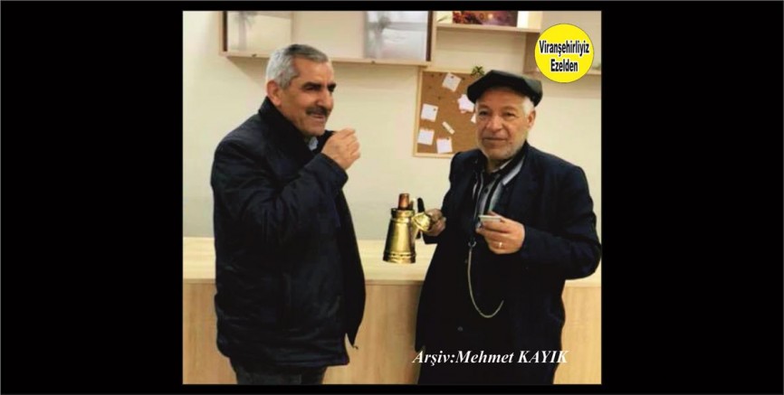 Viranşehir’in Meşhur Mırra Kahvecisi olarak tanınan Karadayı Lakablı Ahmet Barik ve Adnan Öztürk