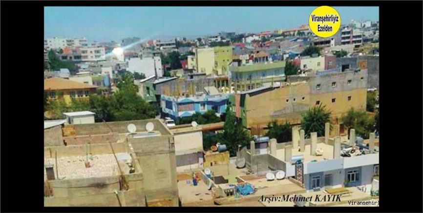 Viranşehir Kale Mahallesinde Sakarya İlk ve Ortaokulu Tarafına Ait Genel Görünüşünü gösteren Bir Fotoğraf  