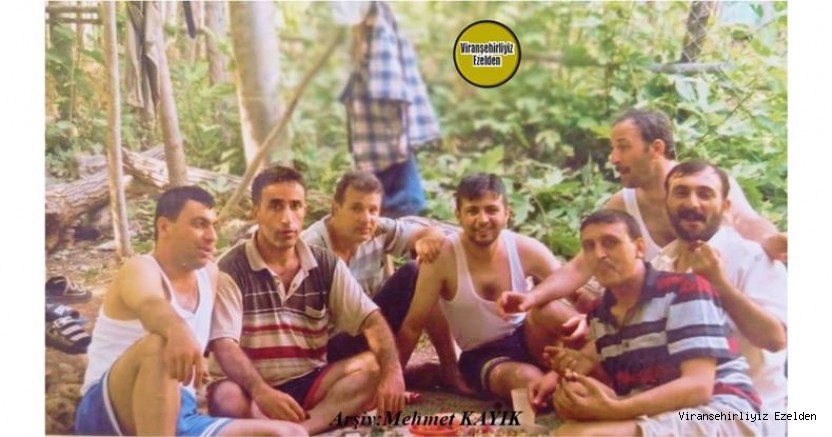 Viranşehir Lisesi 1985 Yılı Mezunlarından, Merhum  Cafer Tayyar Sever, İnş. Müh. Murat Özalkak, Halil Polat, Ali Orman, Abbas Veysanoğlu, Selahattin Kamil Akyürek ve Süleyman Etli