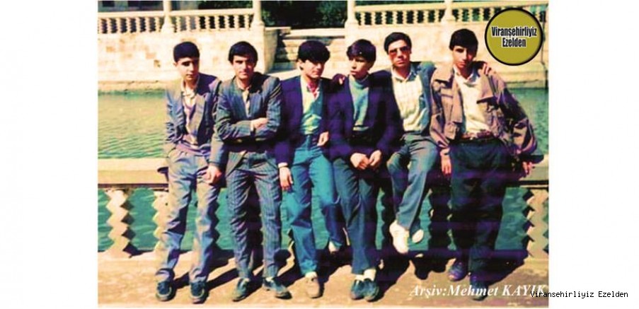 Viranşehir Lisesi 1991 Yılı Eski Mezunlarından, 1991 Yılında ÖSS Sınavı Sonrası Şanlıurfa Balıklıgöl’de Biraraya gelmiş Fırat Ösge, Osman İlan, Faruk Dakalı, Kasap Hacı İbrahim, Faruk Günak ve Mehmet Günak
