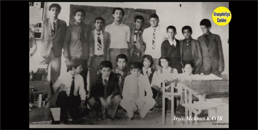 Viranşehir Lisesi 1993 Yılı eğitim, Öğretim Yılı Öğretmenlerinden Adnan Durmuş, Öğrencileri Cesur Durdu ve Arkadaşları