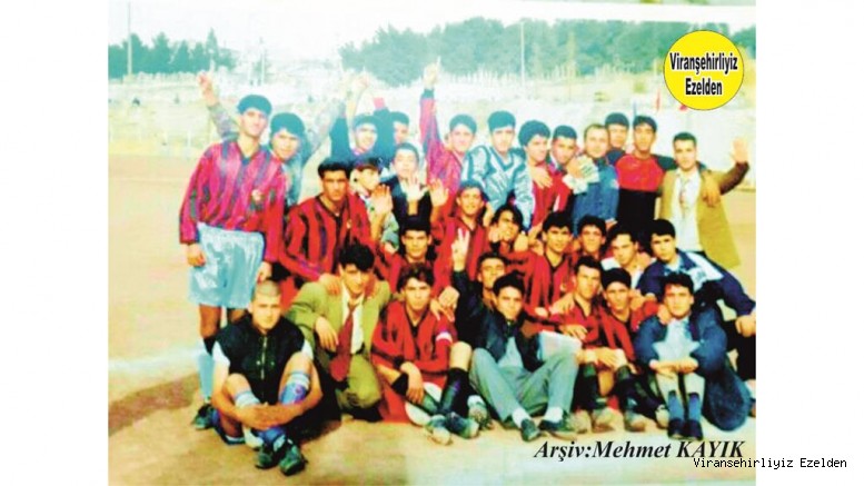 Viranşehir Lisesi 1996 Yılı Öğrecilerinden, Hakkı Özgögerçin, Ali Akyürek, Heja Can Bekler, Memet Yangın, Yaşar Tunç, Musa Güldaş, Fırat Bahçeci, Hasan Ekinci ve Arkadaşları