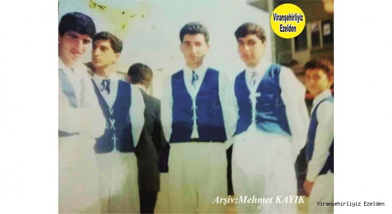 Viranşehir Lisesi Bando Takımı Öğrencilerinden Münir Kanar, İbrahim Halil Karatepe ve Arkadaşları