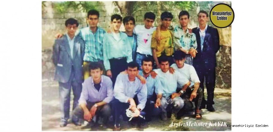 Viranşehir Lisesi Eski Öğrencilerinden, Hasret Korkmaz, Mahmut Güllü, Zübeyir Arabak, İzzeddin Çiçek, Sadullah Coşkun ve Arkadaşları