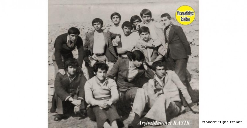 Viranşehir Lisesi Eski Öğrencilerinden, Ömer Acar, M. Fahri Kaya, Mehmet Erduran(Hacı Baba), Mehmet Adnan Ayaz, Sinan Erboğa, Mehmet Yılmaz