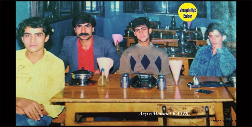 Viranşehir Mobilya Mağazası işleten Remzi Çakmak, Aziz Tanko, Ahmet Yağan ve Arkadaşı
