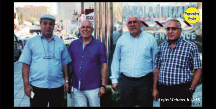 Viranşehir Otogarında Turizm Firması İşleten Suphi Topkan , Felek Taylan, Rehan Kaya ve Orhan Günhan