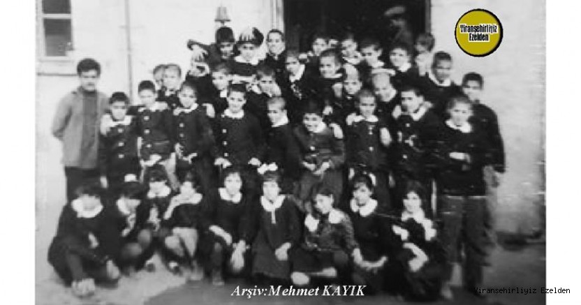 Viranşehir Sakarya İlkokulu 1969 -70 4. Sınıf Öğretmeni Mustafa Karakurt, Öğrencileri Sinan Köroğlu