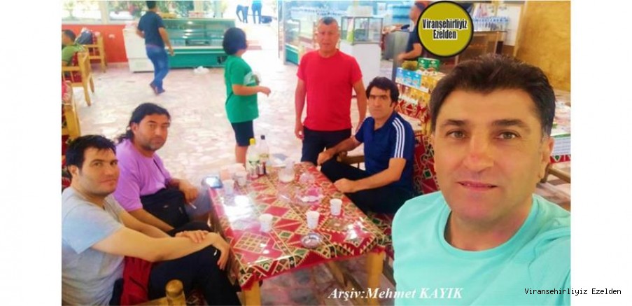 Viranşehir Sanayispor’un Başarılı Eski Futbolcularından olan, Seyfettin Çelik, Arkadaşları Faruk Yavuz, Salih Akkuş, Tekin Tatar ve Şakir İlbaş