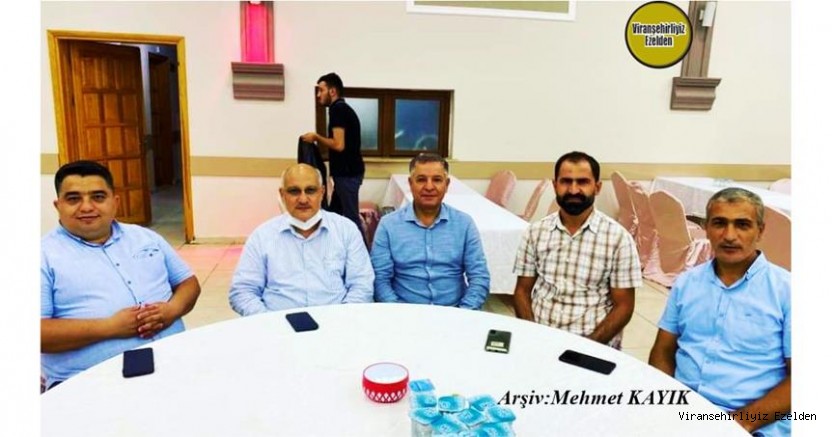 Viranşehir Şehirler – Gaziler Derneği Başkanı, Seyyit Mücahit Denel, İlçe Milli eğitim Müdürü İbrahim Yağan, İlçe Milli Eğitim Şube Müdürü Abdurahman Kurur, Mustafa Demirel ve Sıraç Bahçeci