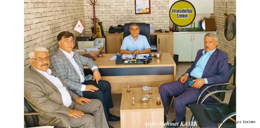 Viranşehir Sümerbank Emekli Müdürü Sevilen İnsan Mehmet Güllü, Oğlu Muhtar Mithat Güllü, İdris Aslan Şıhanlıoğlu ve Eyüp Öztürk (Eyyübê Annabi)