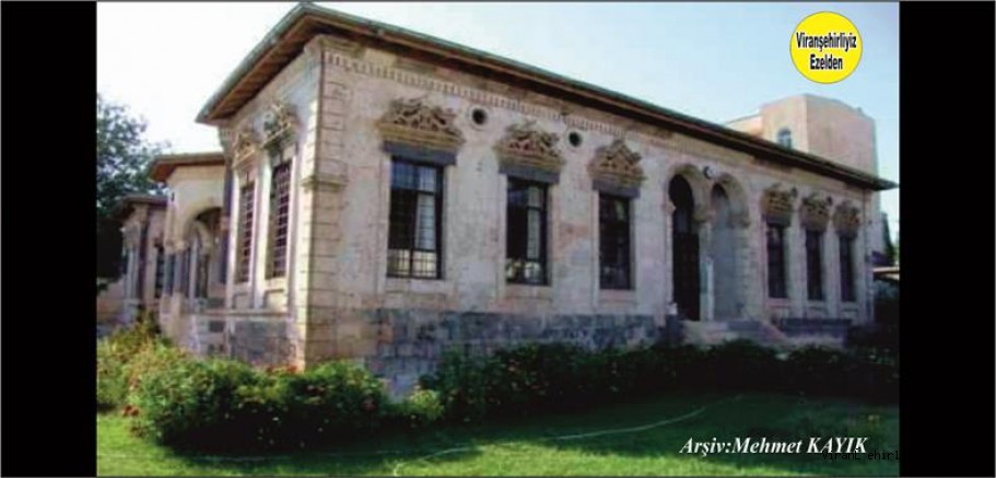 Viranşehir Tarihi Paşa Konağı Şimdi ise İlçe Halk Kütüphanesi