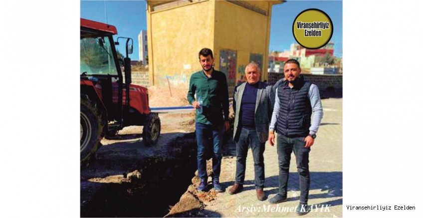 Viranşehir Tedaş Kurumunun Görevli Personellerinden Ömer Uğraş, Şuski Viranşehir İlçe Müdürü Emin Mızraklı ve Cemal Bağcı
