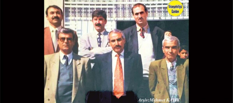 Viranşehir Uluğbey İlköğretim Okulunda Yıllarca Müdürlük yapmış, Öğretmen Abdulkadir Kaydı, Öğretmen Hikmet Çobanoğlu, Memur Hacı Kamil Aydın ve Öğretmen Merhum Mehmet Yakıcı