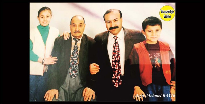 Viranşehir Vergi Dairesinde Yıllarca Görev Yapmış, Merhum Hacı Cuma Yaşar, Oğlu Osman (Şeyh Osman)Yaşar ve Torunları