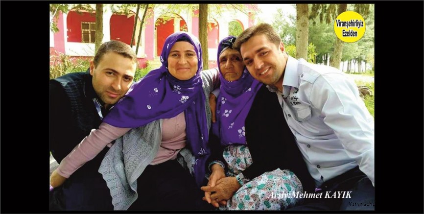Yakın zamanda Vefat etmiş, Değerli Annelerimizden olan, Merhume Sultan Çelenk, Torunları, Ferit Çelenk, Ramazan Çelenk ve Anneleri